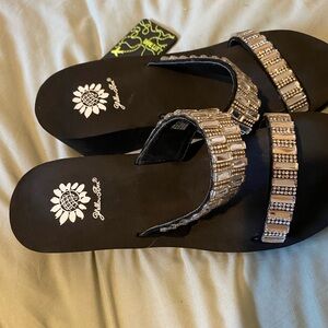 Yellowbox sandals women’s size 8